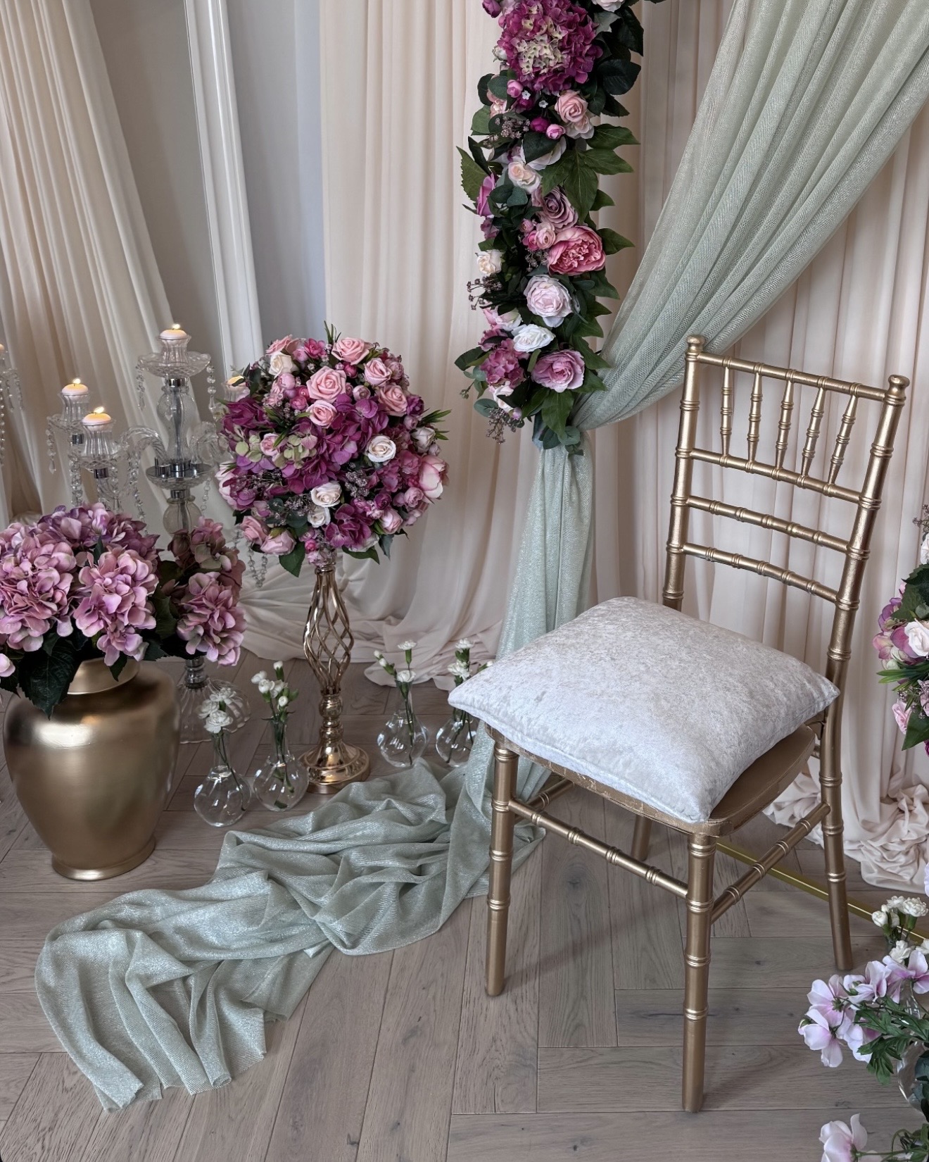 Mint theme backdrop 1